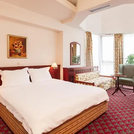 Bistra, Otel 4*
